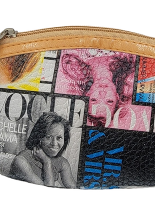 Stylish coin pouch with zipper and key chain