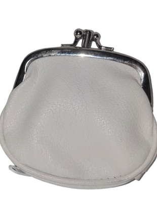 Vintage coin purse with 3 compartments white