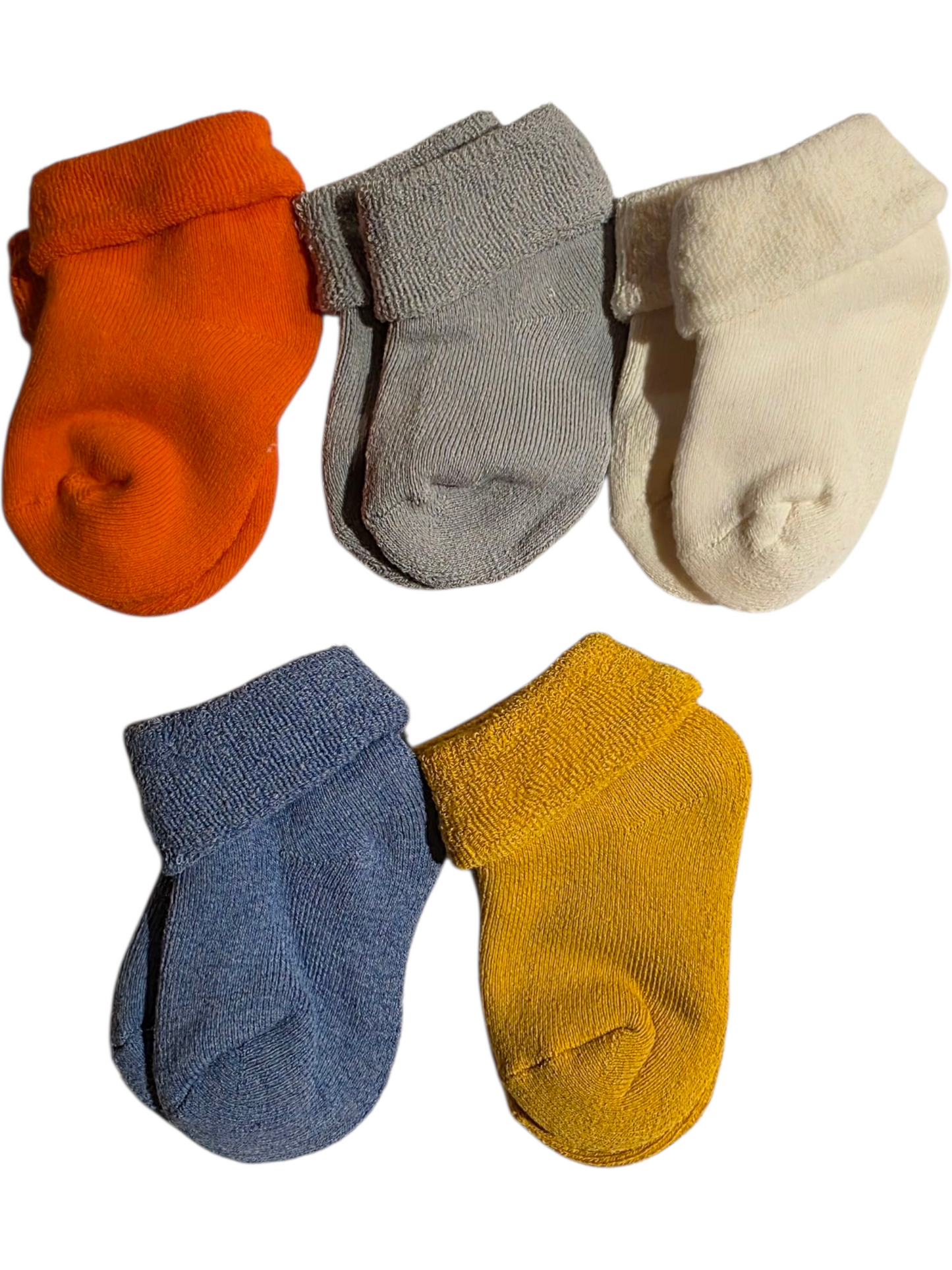 Set of 5 colorful baby socks, featuring orange, gray, white, blue, and yellow, made of soft cotton.