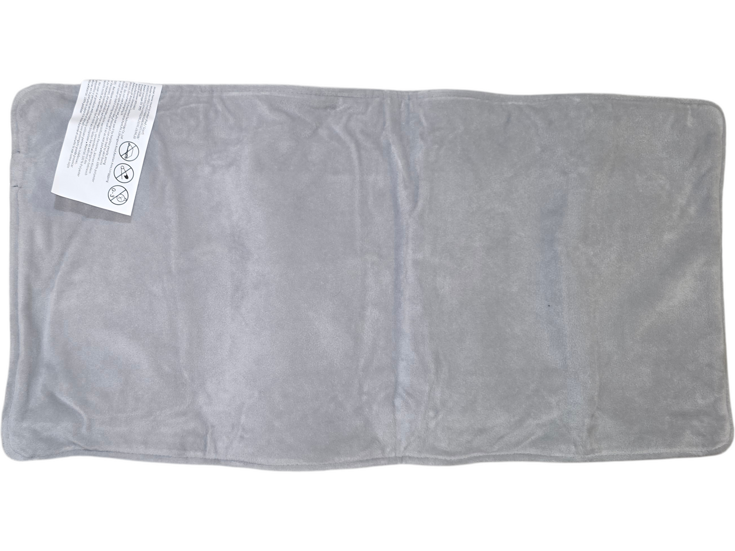 Soft gray fleece pet blanket, large size, perfect for indoor and outdoor use.